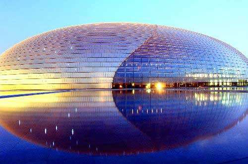 大多數(shù)國(guó)家仍普遍采用壽命達(dá)30-50年的鑄鐵井蓋。